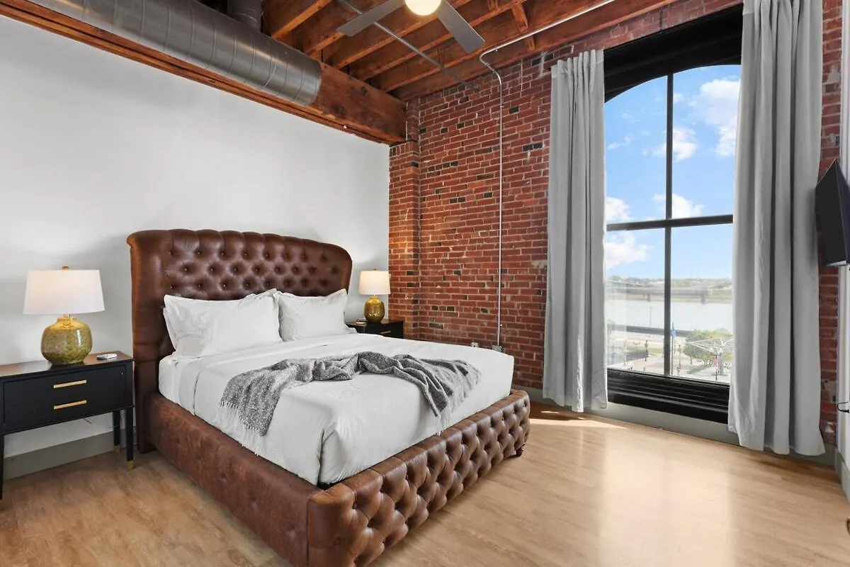 Daydreamer'S Delight! River View - Walk To Arch Saint Louis Apartment